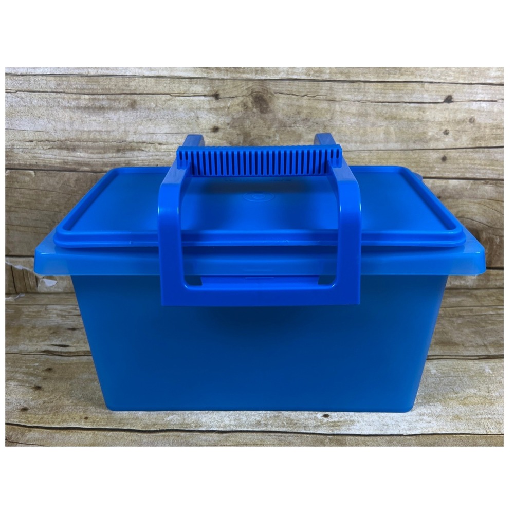 Tupperware Carry All Container with Lid and handle Picnic Basket Craft Box Yarn
